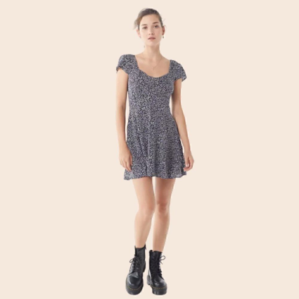 UO Finnigan Floral Mini Dress Size XS
